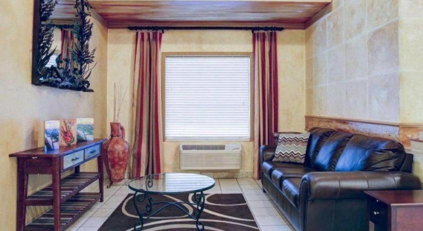 Quality Inn & Suites Airport Austin Extérieur photo
