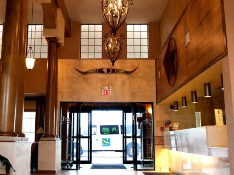 Quality Inn & Suites Airport Austin Extérieur photo