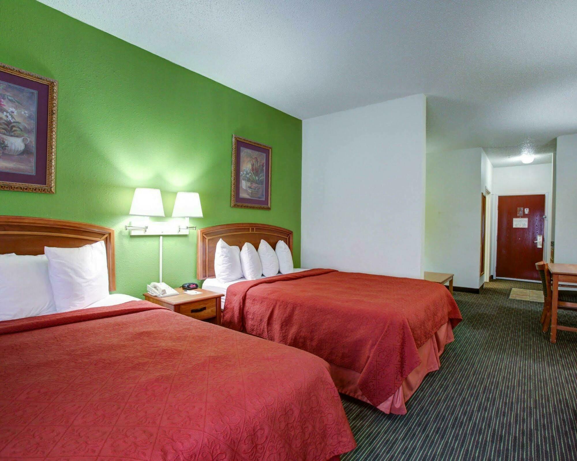Quality Inn & Suites Airport Austin Extérieur photo